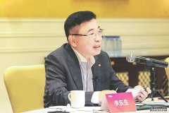 每经专访全国人大代表、TCL创始人李东生：中国科技制造业全球化方式改变，才